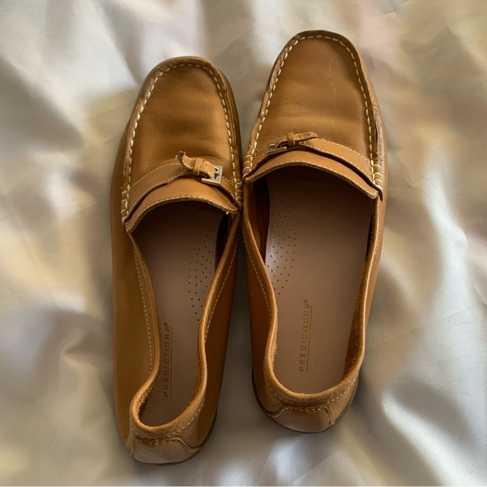 Predictions Women’s Shoes 8 1/2 Light Brown Tan Soft Leather Loafers Buckles